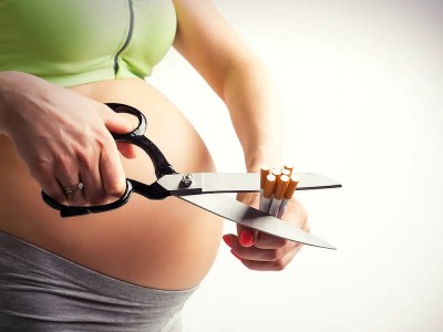 Hamilelik Döneminde Sigara İçmek Zararlı mı? Bebeğe Zarar Verir mi? Nasıl Etkiler?