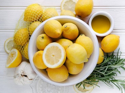 Haşlanmış Limon Detoksu ve Diyeti Nasıl Zayıflatır? Kullananlar ve Zayıflayanlar