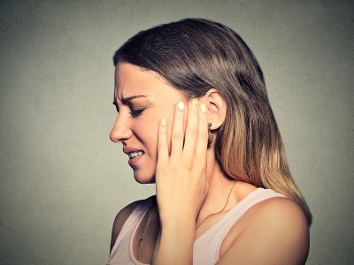 Kulak Tıkanıklığı Nasıl Açılır? Kulak Tıkanması Neden Olur?