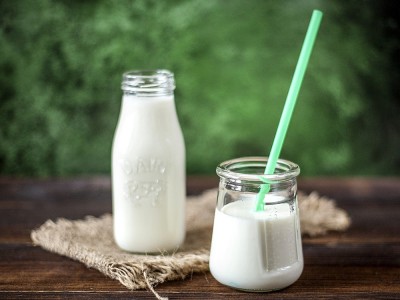 Sarımsaklı Süt Kürü Neye İyi Gelir? Kaç Gün İçilir? Nasıl Yapılır?